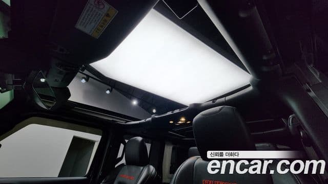 Jeep Wrangler (JL) 2.0 Rubicon Power top 4도어, 2019 18