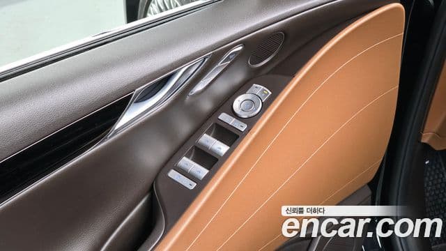 Genesis G80 (RG3) бензин 2.5 турбо 2WD, 2024 17