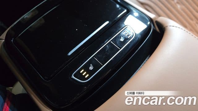 Genesis G80 (RG3) бензин 2.5 турбо AWD, 2024 18