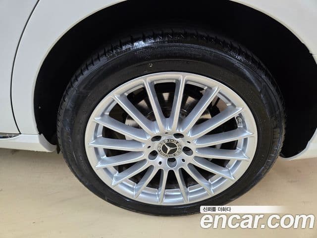 Mercedes-Benz E-класс W213 Exclusive, 2021 8