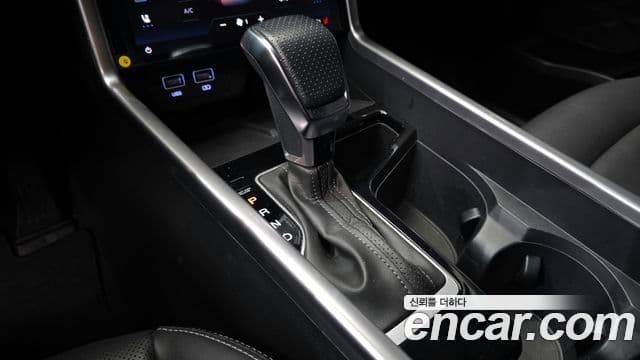 KG모빌리티(SsangYong) Torres T7, 2023 9