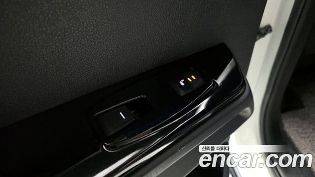 KG모빌리티(SsangYong) Torres T7, 2023 16