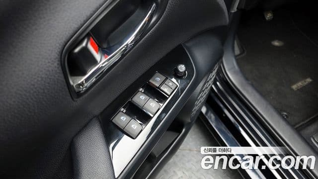 Toyota 프리우스 4세대 1.8 E, 2017 17