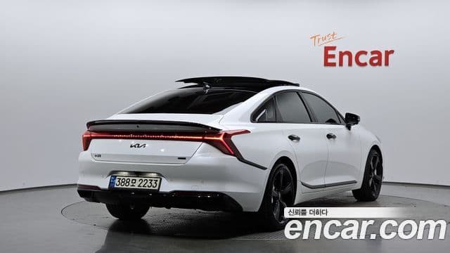 Kia K8 гибрид Signature, 2022 2