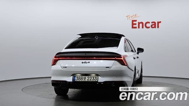 Kia K8 гибрид Signature, 2022 4