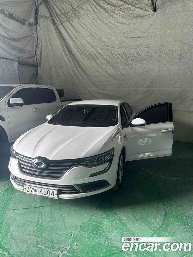 Renault Korea(Samsung) SM6 2.0 LPe PE (арендный автомобиль), 2017 1