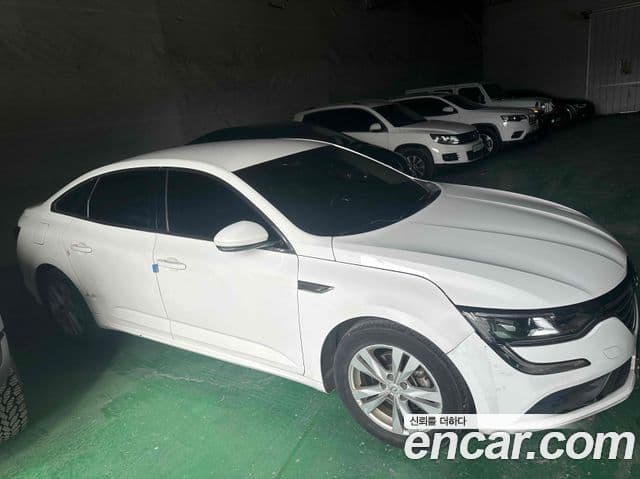 Renault Korea(Samsung) SM6 2.0 LPe PE (арендный автомобиль), 2017 3