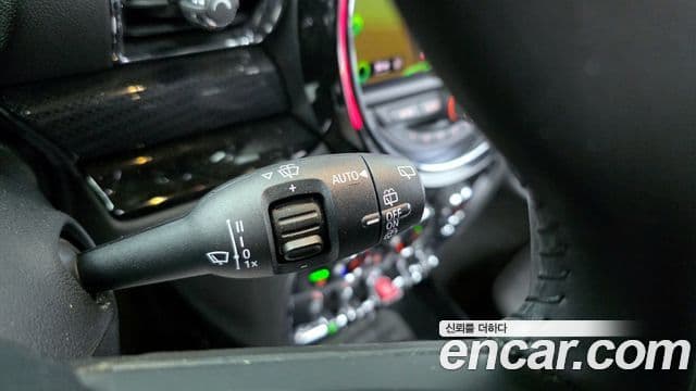 Mini Cooper D 클럽맨 2세대, 2021 15