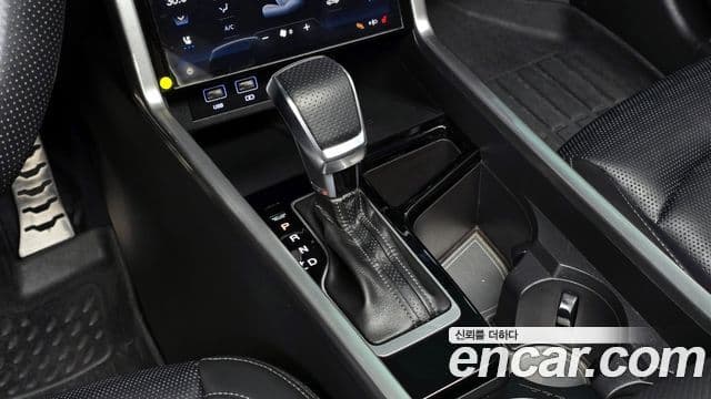 KG모빌리티(SsangYong) Torres T7, 2023 9