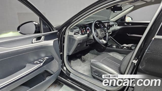 Kia K5 3세대 Prestige, 2023 10