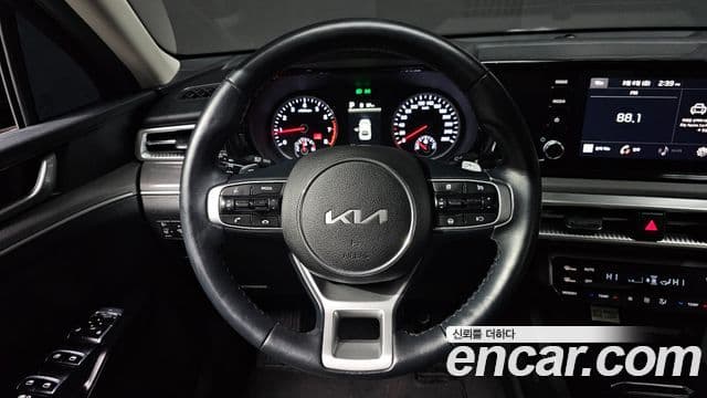 Kia K5 3세대 Prestige, 2023 13