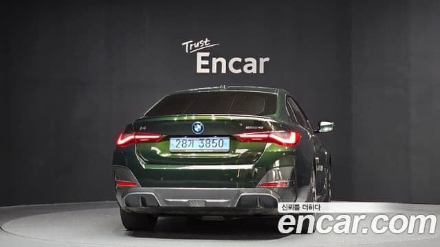 BMW i4 eDrive40 M Sport Pro, 2022 4