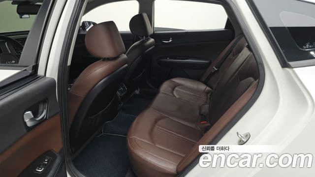 Kia K5 2세대 Noblesse, 2016 12