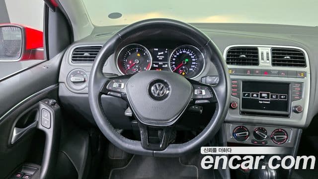 Volkswagen 폴로 5세대, 2016 13