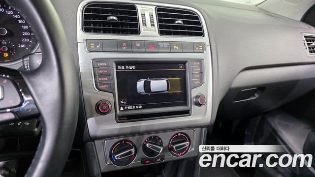 Volkswagen 폴로 5세대, 2016 15