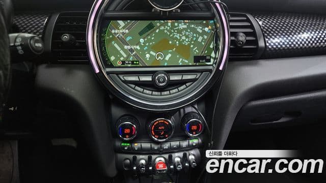 Mini Cooper S 3세대, 2016 15