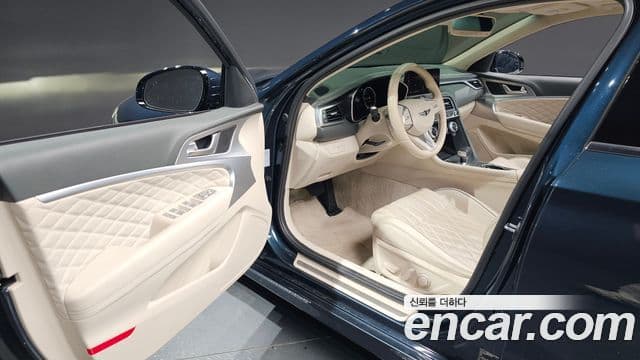 Genesis The / новый New G70, 2022 10