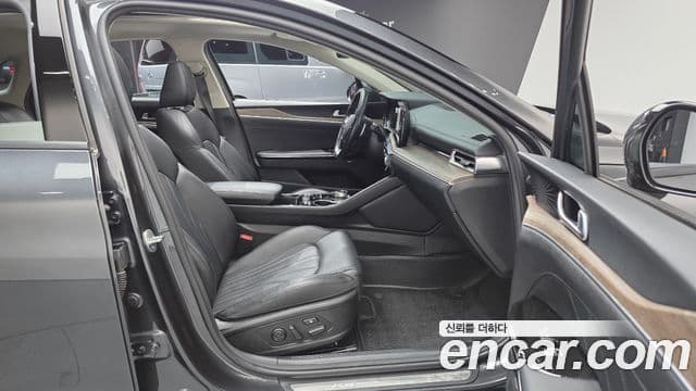 Kia K5 3세대 Signature, 2020 10