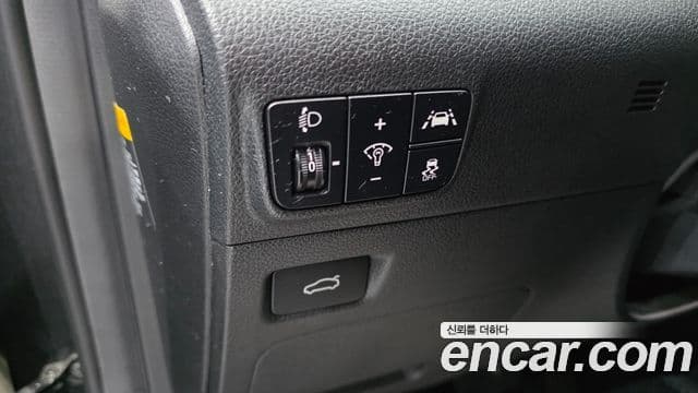 Kia K5 3세대 Signature, 2020 17