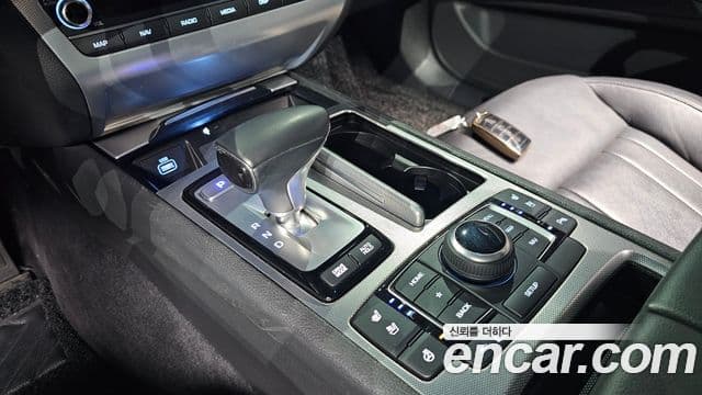 Genesis G80 Premium Luxury, 2019 9