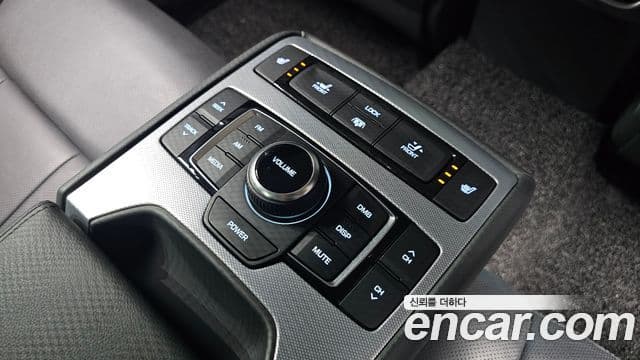 Genesis G80 Premium Luxury, 2019 18