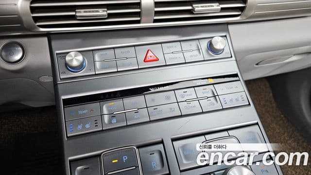 Hyundai NEXO Premium, 2020 16