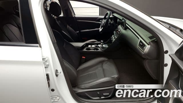 Genesis G70 Advanced, 2019 10