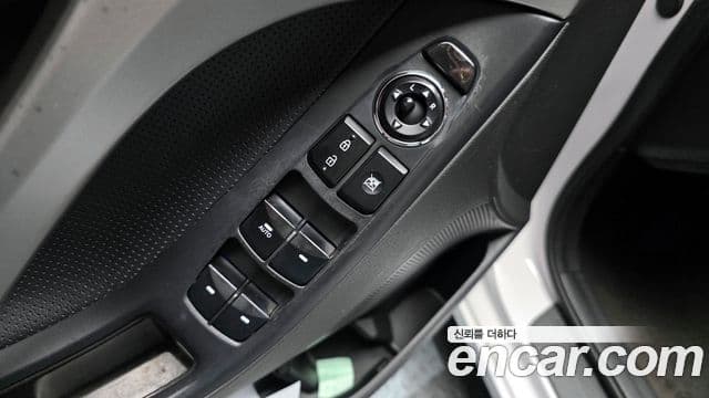 Hyundai Avante MD M16 GDI Avenue, 2014 14