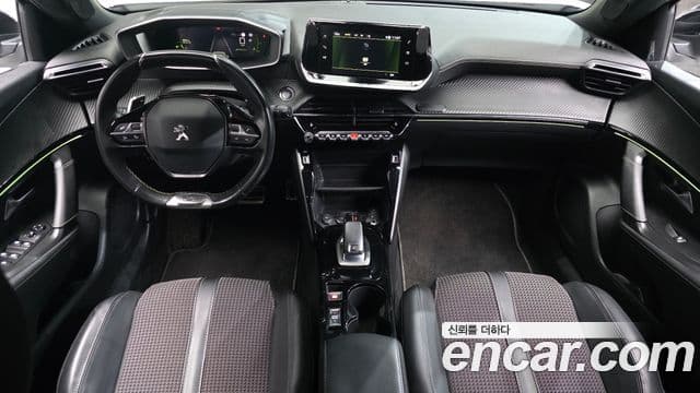 Peugeot 2008 2세대 1.5 BlueHDi GT, 2022 7