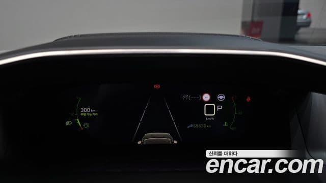 Peugeot 2008 2세대 1.5 BlueHDi GT, 2022 8