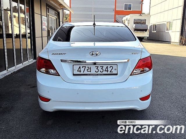 Hyundai Accent(новый кузов / новое поколение) Modern, 2016 4