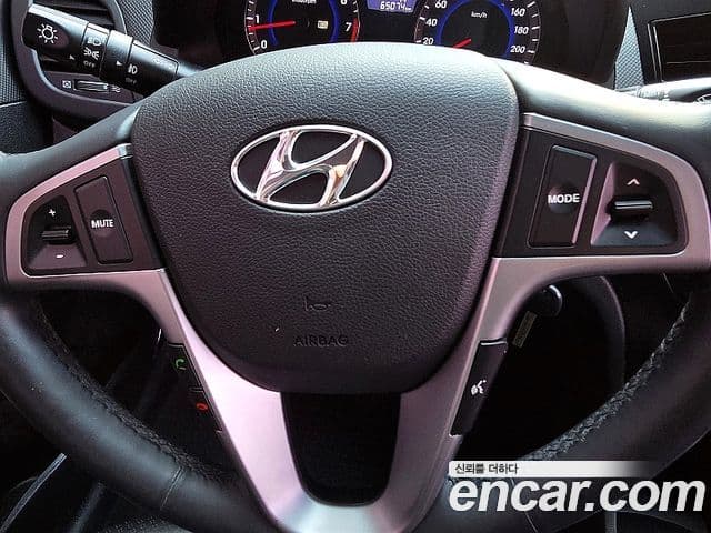 Hyundai Accent(новый кузов / новое поколение) Modern, 2016 12