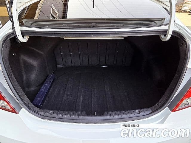 Hyundai Accent(новый кузов / новое поколение) Modern, 2016 17