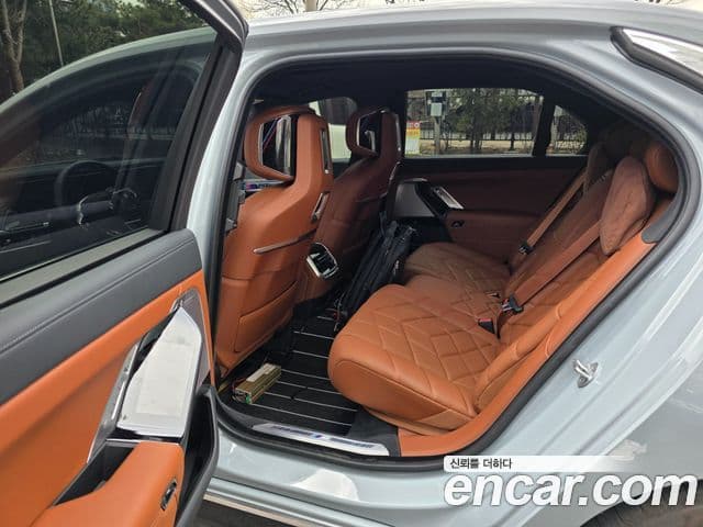 BMW 7시리즈 (G70) 740d xDrive M Sport, 2025 11