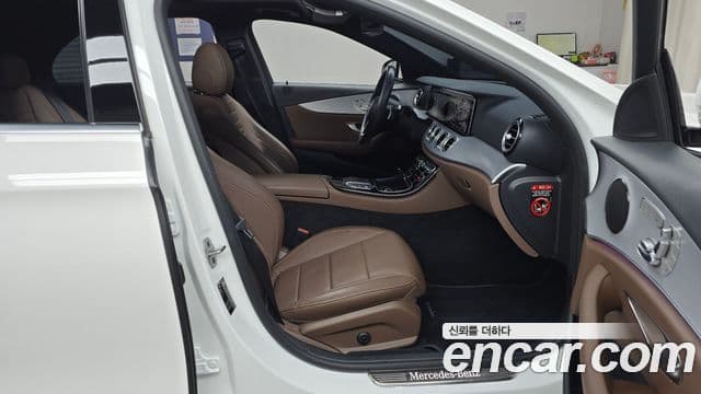 Mercedes-Benz E-класс W213 Avantgarde, 2021 11