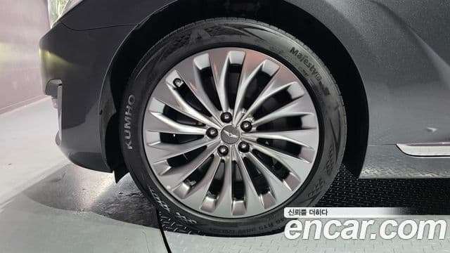 Genesis EQ900 Premium Luxury, 2018 все фото