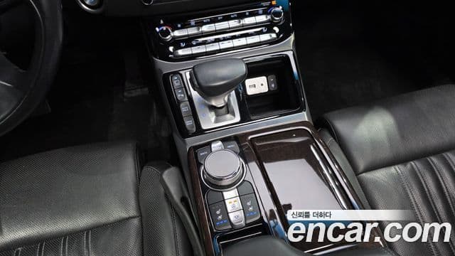 Genesis EQ900 Premium Luxury, 2018 9