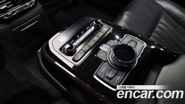 Genesis EQ900 Premium Luxury, 2018 20