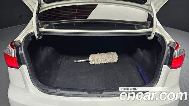 Kia K3 Luxury, 2015 20