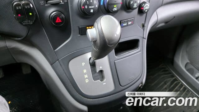 Hyundai Grand Starex детский перевозочный автомобиль, 2015 9