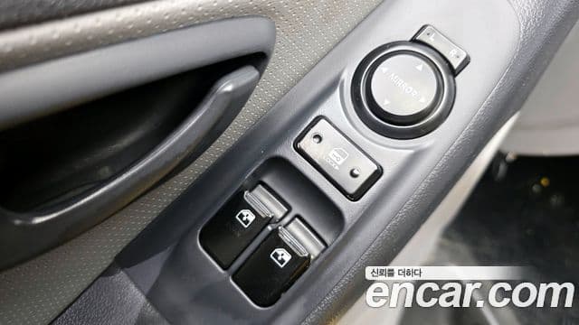 Hyundai Grand Starex детский перевозочный автомобиль, 2015 14