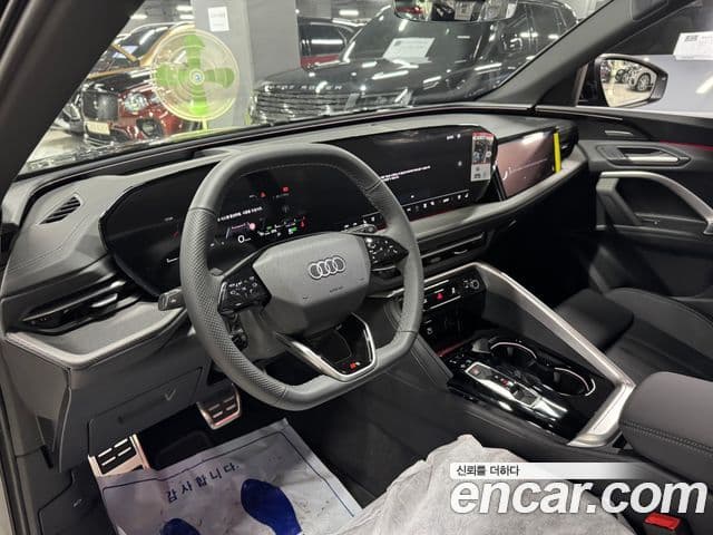 Audi Q5 (80A) 40 TDI Quattro S Line чёрный Edition, 2025 4