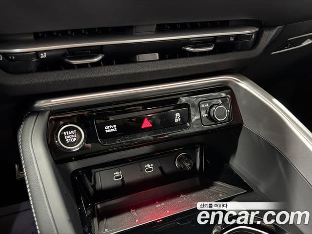 Audi Q5 (80A) 40 TDI Quattro S Line чёрный Edition, 2025 9