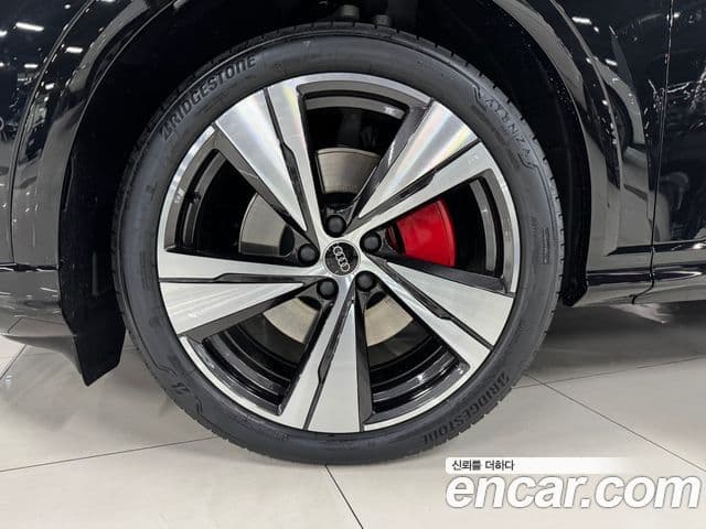 Audi Q5 (80A) 40 TDI Quattro S Line чёрный Edition, 2025 15