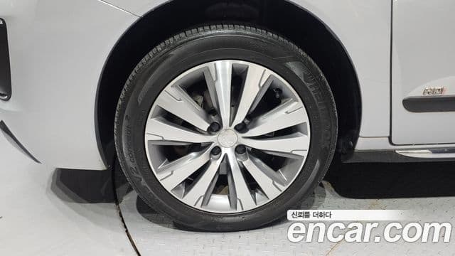 Peugeot 3008 1세대, 2015 все фото