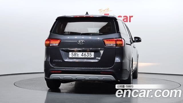 Kia All New Carnival Noblesse, 2015 4