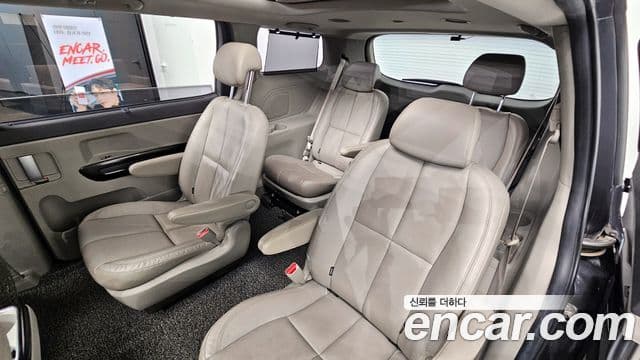 Kia All New Carnival Noblesse, 2015 12