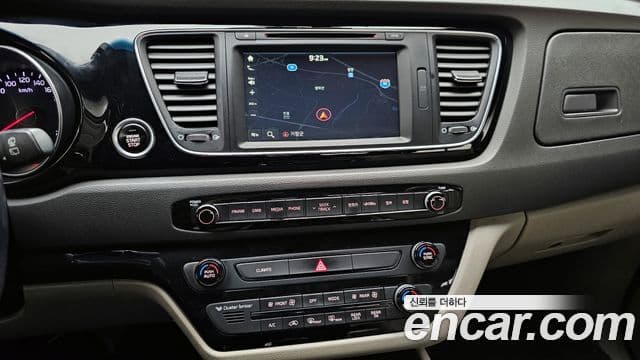 Kia All New Carnival Noblesse, 2015 15