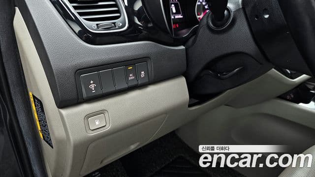 Kia All New Carnival Noblesse, 2015 18