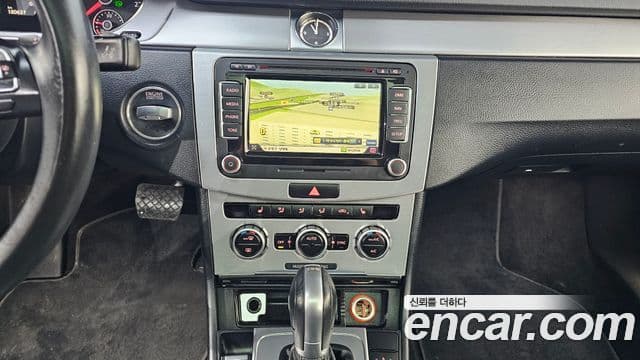 Volkswagen New CC 2.0 TDI BlueMotion 4모션, 2015 16